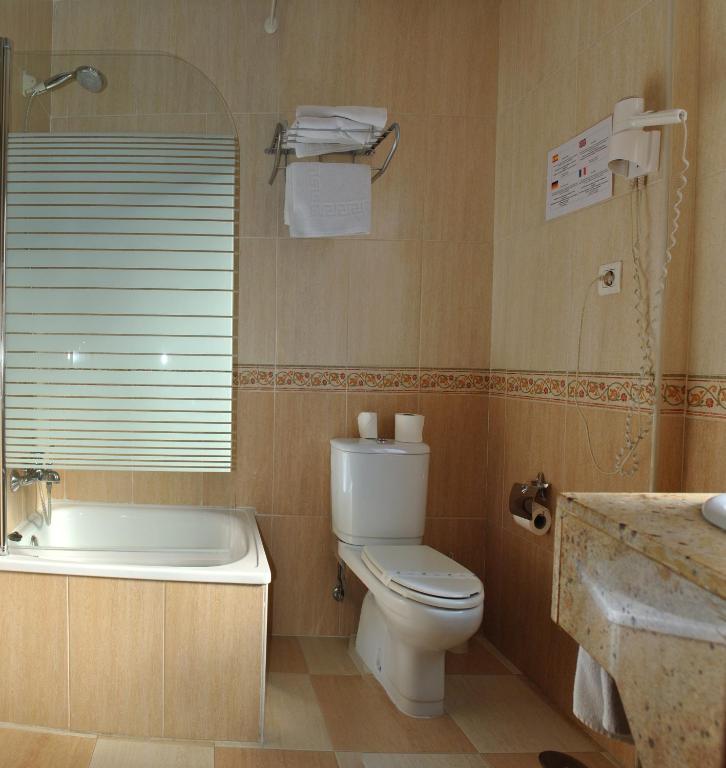 Single Room,687107013:JPEG