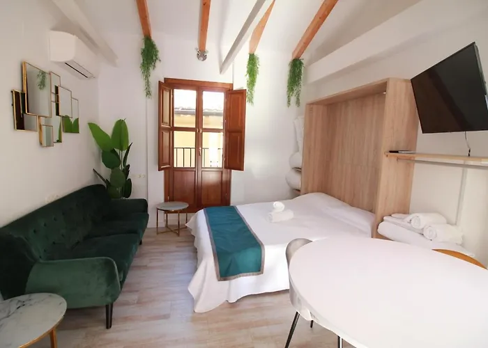 Hotel cerca del colegio: Gloria Suites